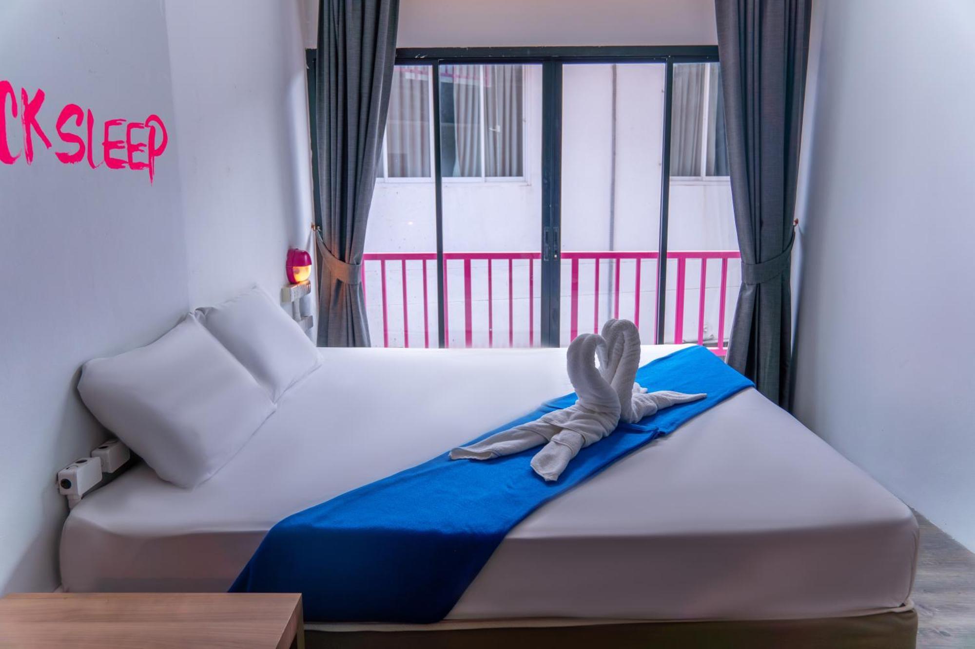Хостел Slumber Surf Phuket Kata Экстерьер фото
